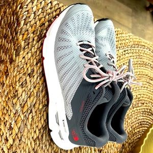 North Face athletic  shoes - Xtra Foam